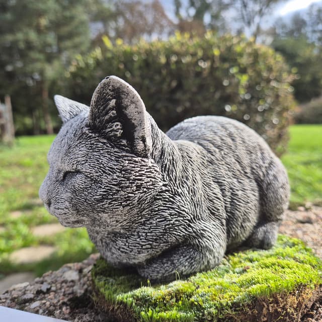 Betonfigur KLEINES KÄTZCHEN