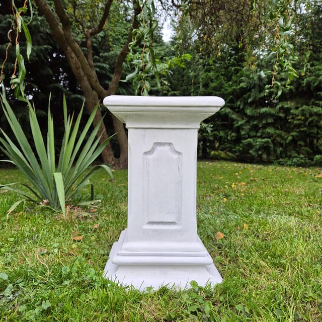 Betonowa Kolumna Ogrodowa Postument figura ozdobna