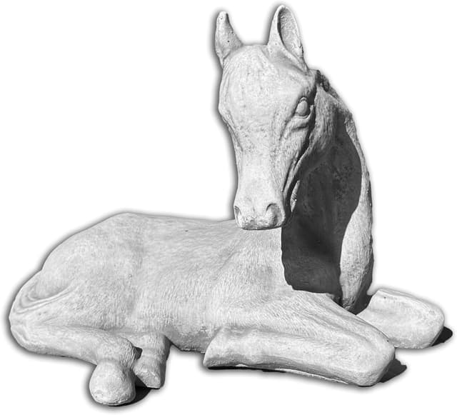 Liegende Pferdefigur
