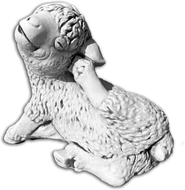 Kratzende Schafsfigur
