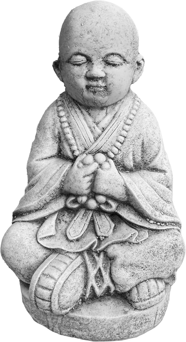 Poważny Młody Budda z Koralikami Modlitewnymi